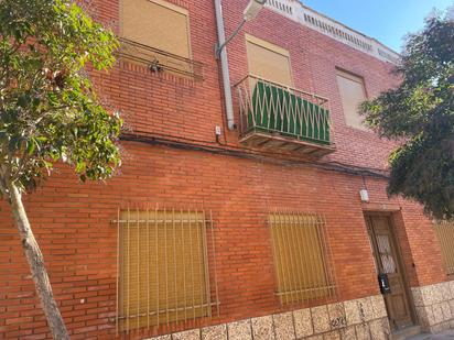 Vista exterior de Casa o xalet en venda en Alcázar de San Juan