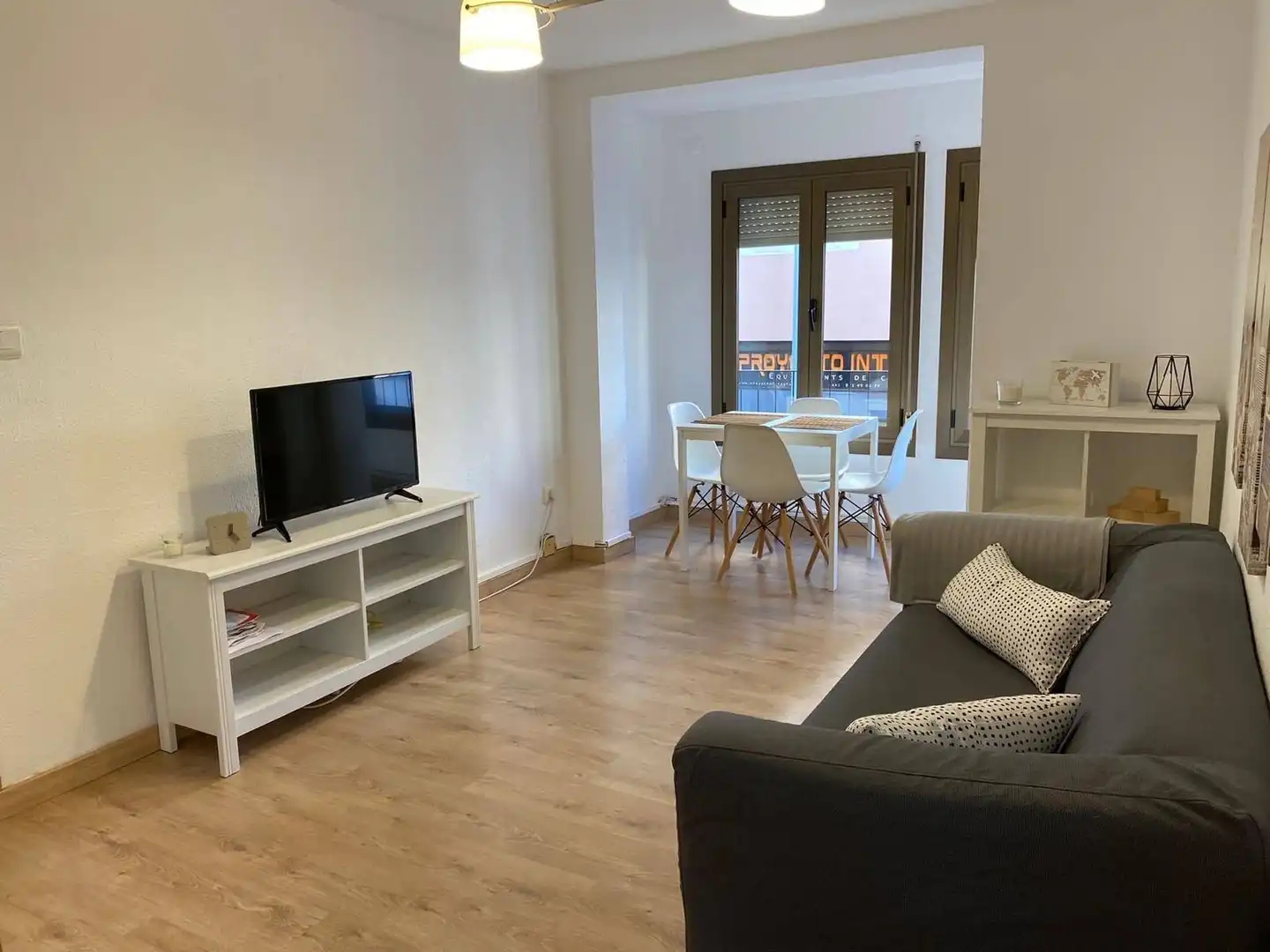 Wohnzimmer von Wohnungen zur Miete in  Palma de Mallorca mit Parkett