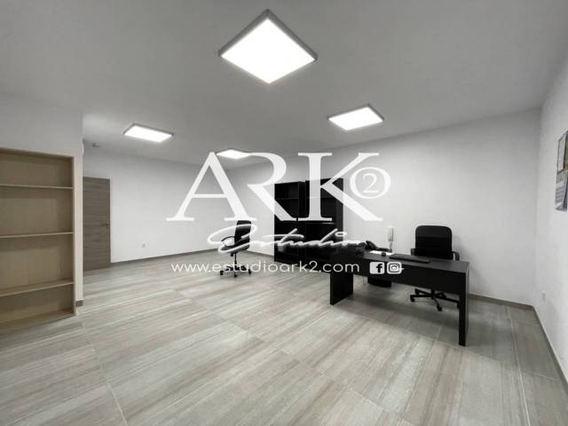 Nave industrial en Venta en Ronda Oeste  en Palmera