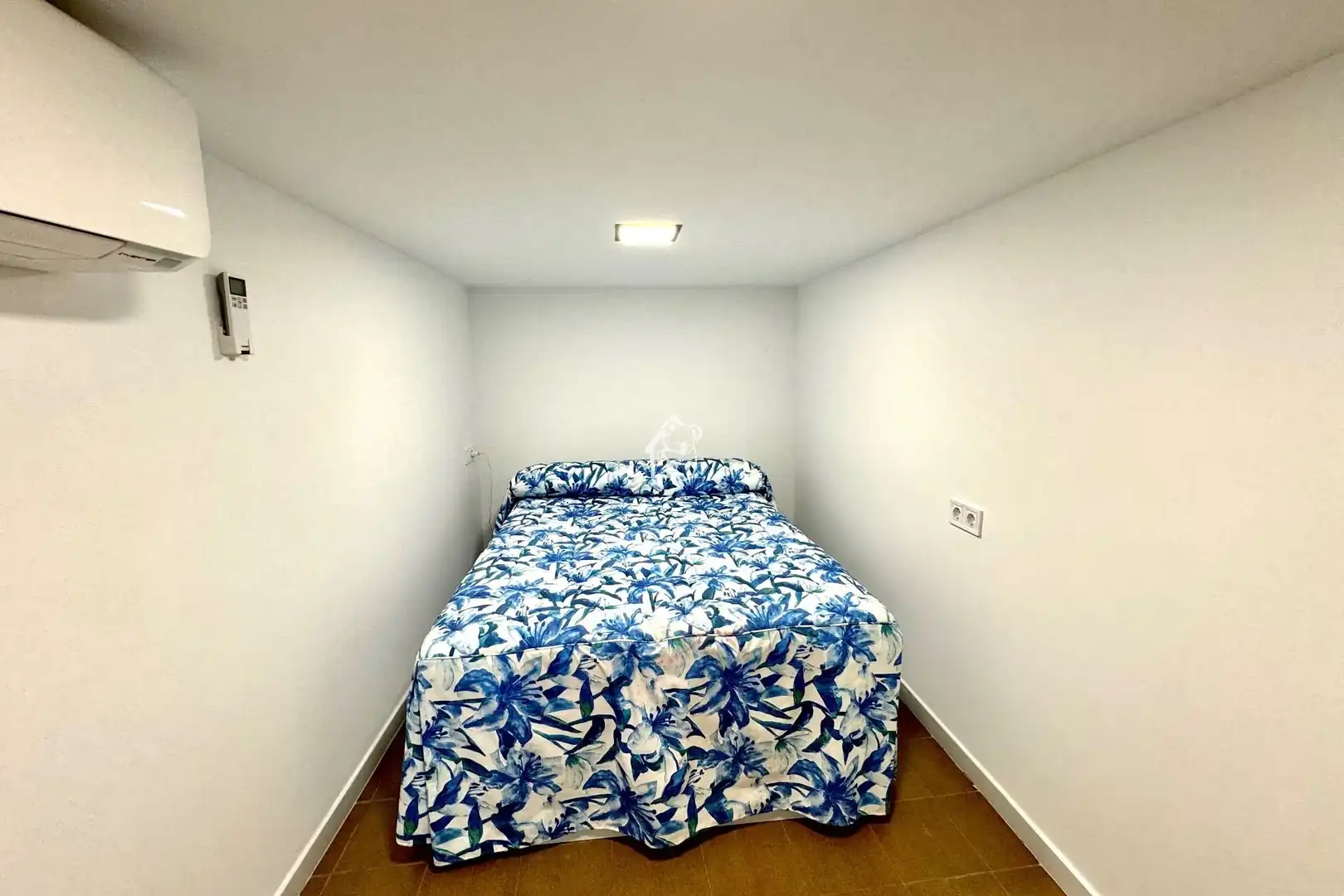 Habitación de Casa adosada de alquiler en Orihuela con Aire acondicionado, Terraza y Piscina