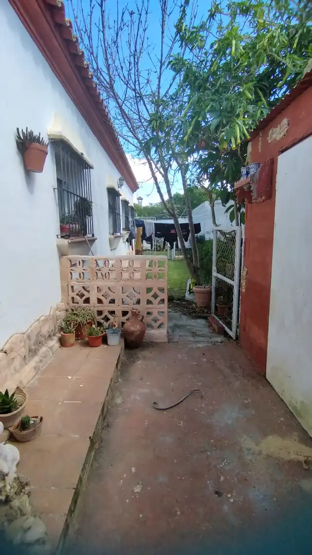 Houses for sale in Camino del Yate, Los Franceses – La Vega