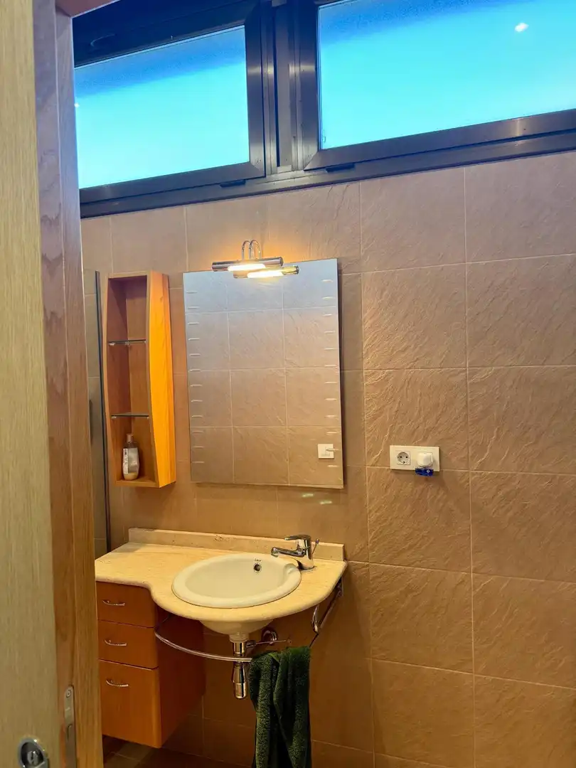 Baño de Oficina de alquiler en Súria con Amueblado
