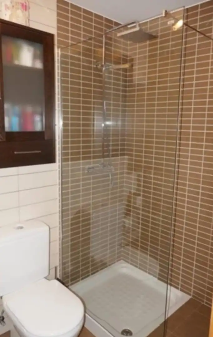Baño de Casa adosada en venta en Fuensaldaña con Calefacción y Trastero