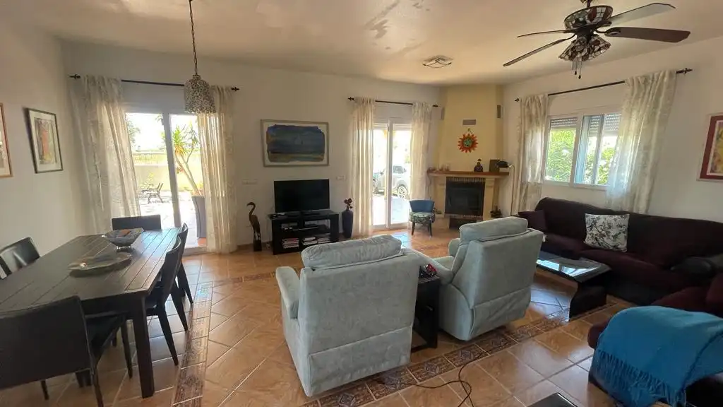 Casa o chalet en venta en Urbanización Veneziola B, 1321, Veneziola