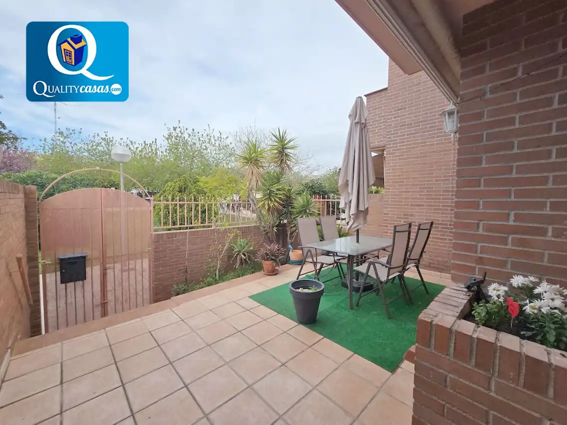 Terrace of Detached homes for sale in Alicante / Alacant  with Air Conditioner, Terrace and Community pool