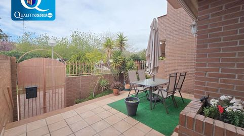 Photo 3 of Single-family semi-detached for sale in Tómbola, Alicante / Alacant