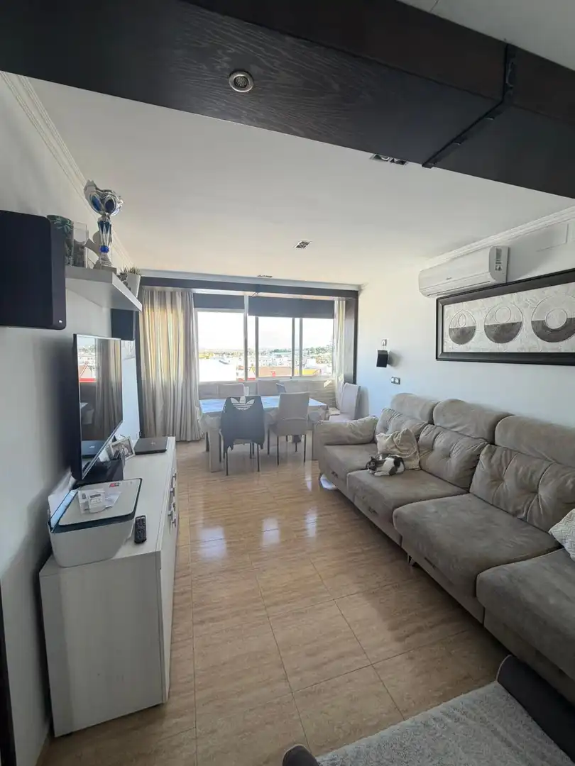 Wohnzimmer von Wohnung zum Verkauf in Chiclana de la Frontera mit Klimaanlage und Heizung