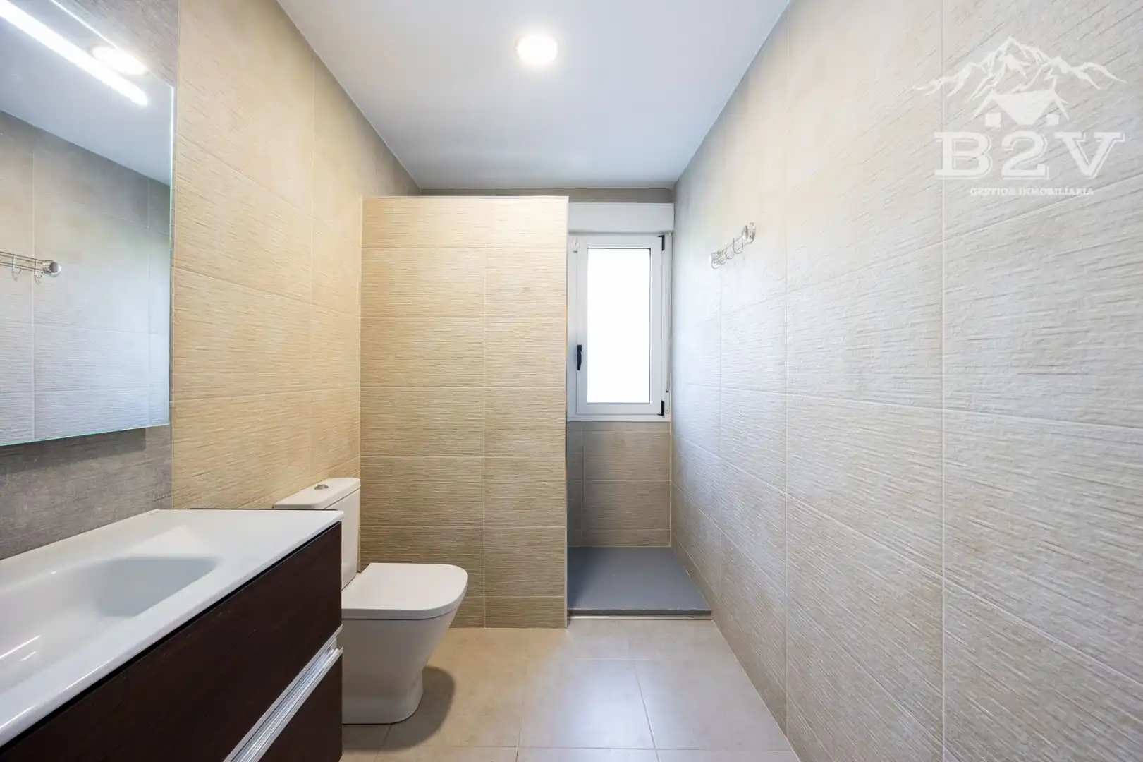 Bathroom of Houses for sale in Navalafuente  with Air Conditioner, Heating and Private garden