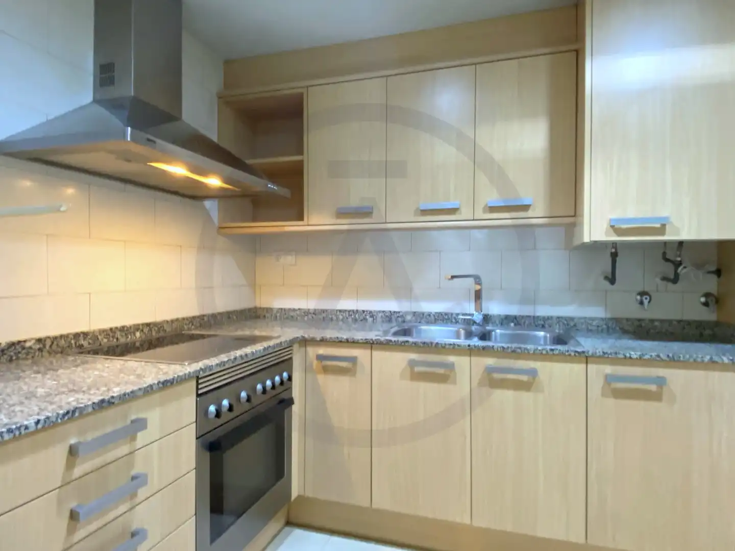 Kitchen of Ground floor for sale in Centre