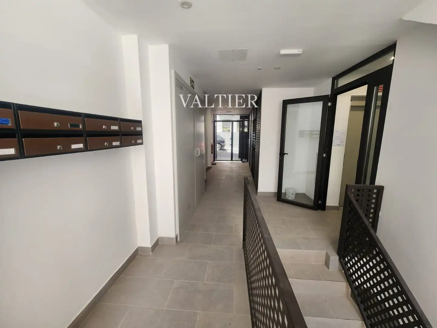 Maisonette zur Miete in Madrid mit Terrasse, Abstellraum und Schwimmbad