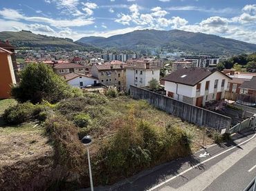 Terreno residencial en venta en Laudio / Llodio