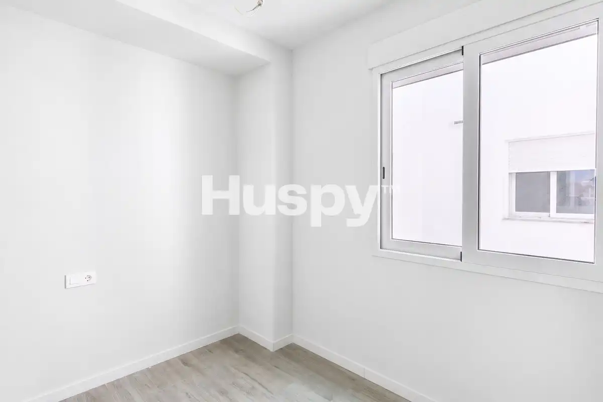 Piso con terraza en venta en Av. de Burjassot, imagen 17
