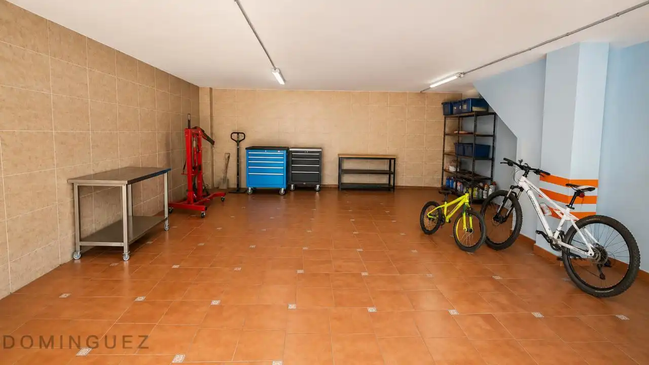 Casa o chalet en venta en Vigo  con Calefacción, Jardín privado y Parquet