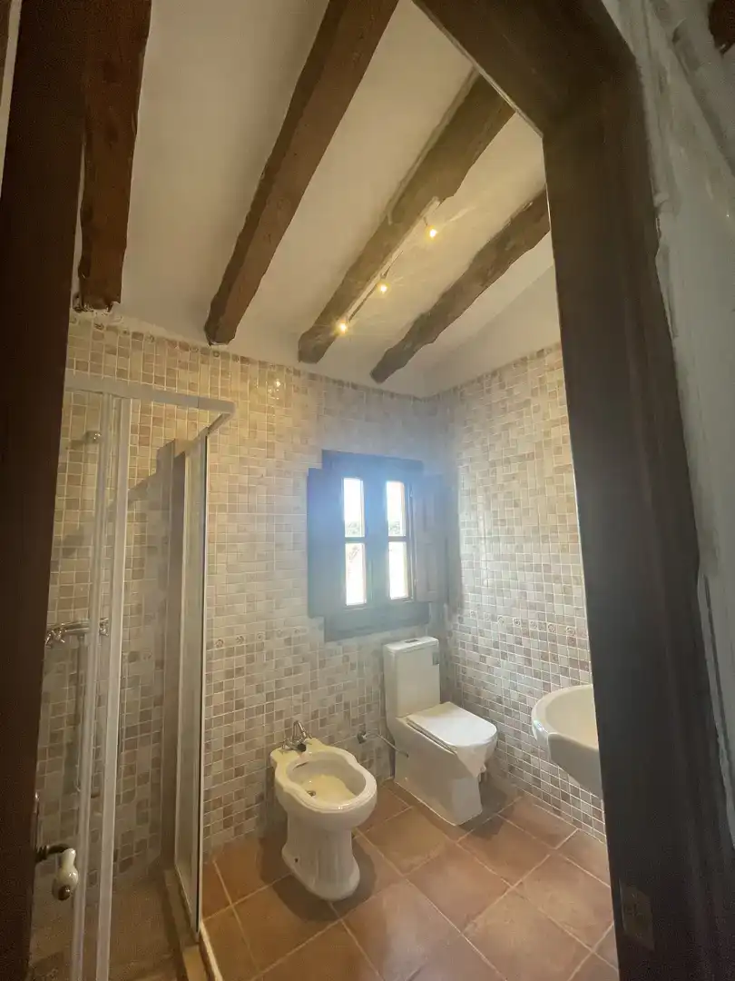 Bany de Casa o xalet en venda en La Torre de Claramunt amb Balcó