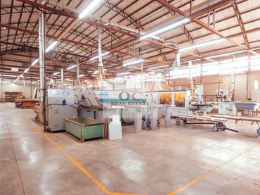 Nau industrial en venda a Pedanías Este