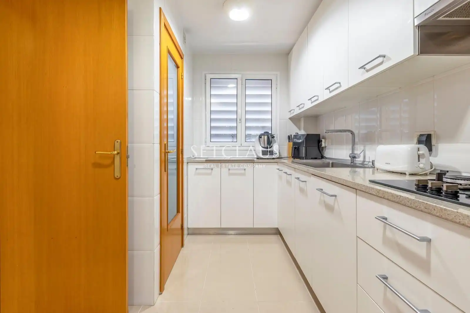 Cuina de Casa adosada en venda en Premià de Dalt amb Aire condicionat, Calefacció i Jardí privat