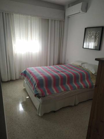 Piso en Alquiler en Pino Montano - Consolación