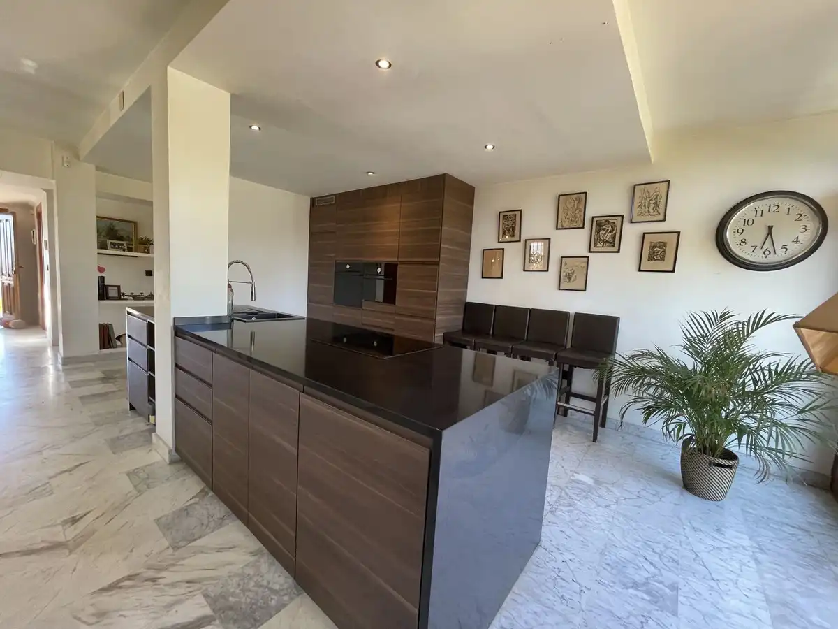 Küche von Einfamilien-Reihenhaus zum Verkauf in Mijas mit Klimaanlage, Heizung und Privatgarten