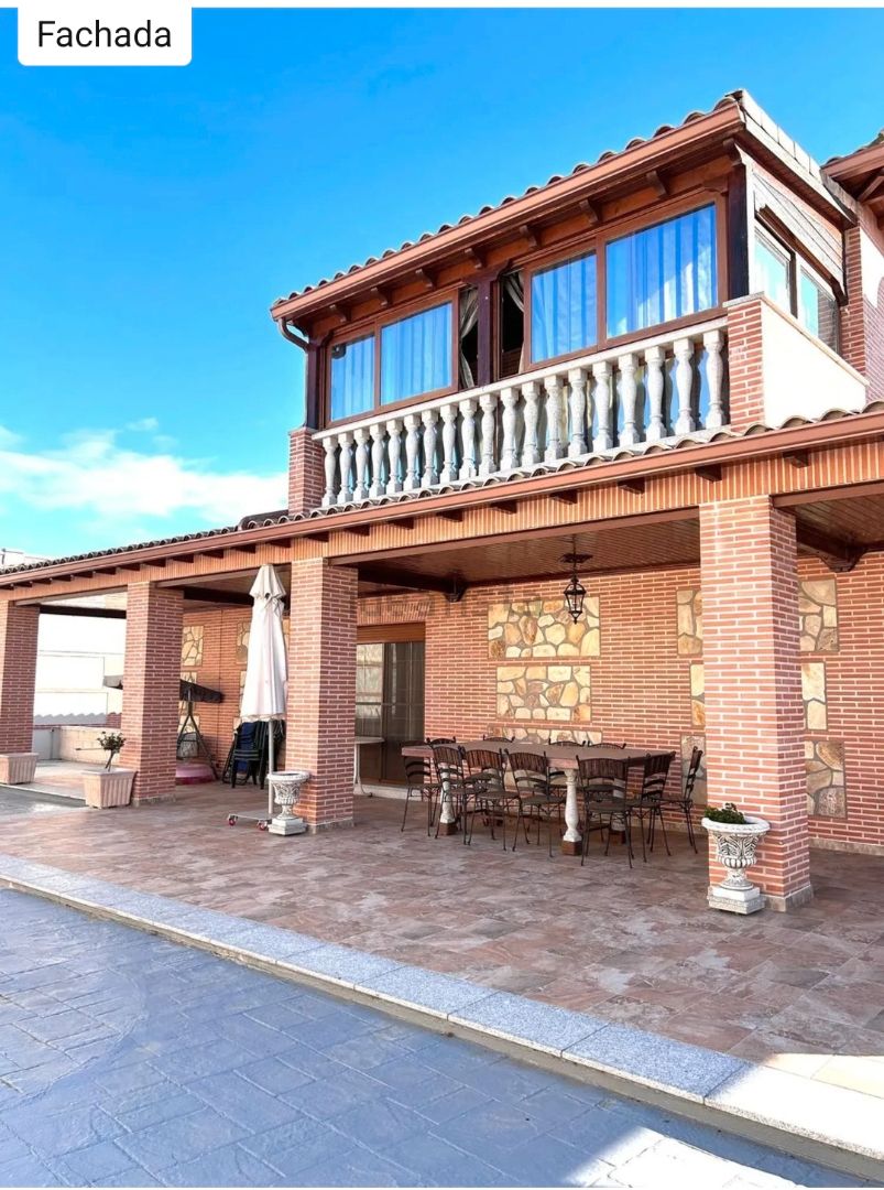 Terrace of House or chalet for sale in Alcorcón  with Air Conditioner, Heating and Private garden
