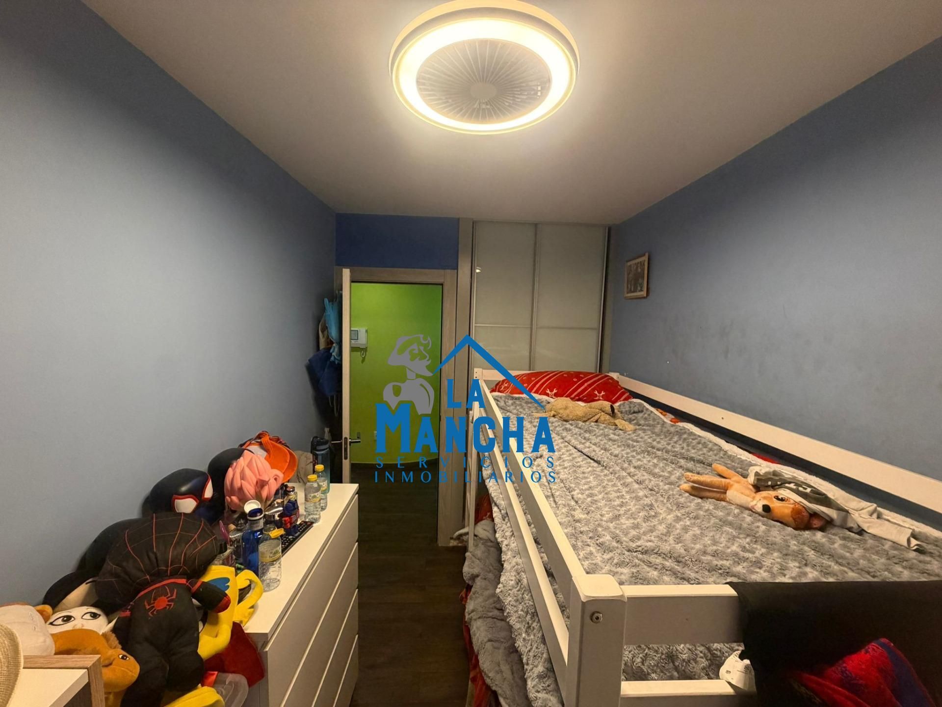 Dormitori de Pis en venda en  Albacete Capital amb Aire condicionat, Calefacció i Traster