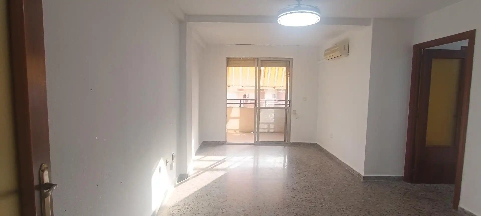 Flat for rent in Murcia  with Air Conditioner, Private garden and Terrace