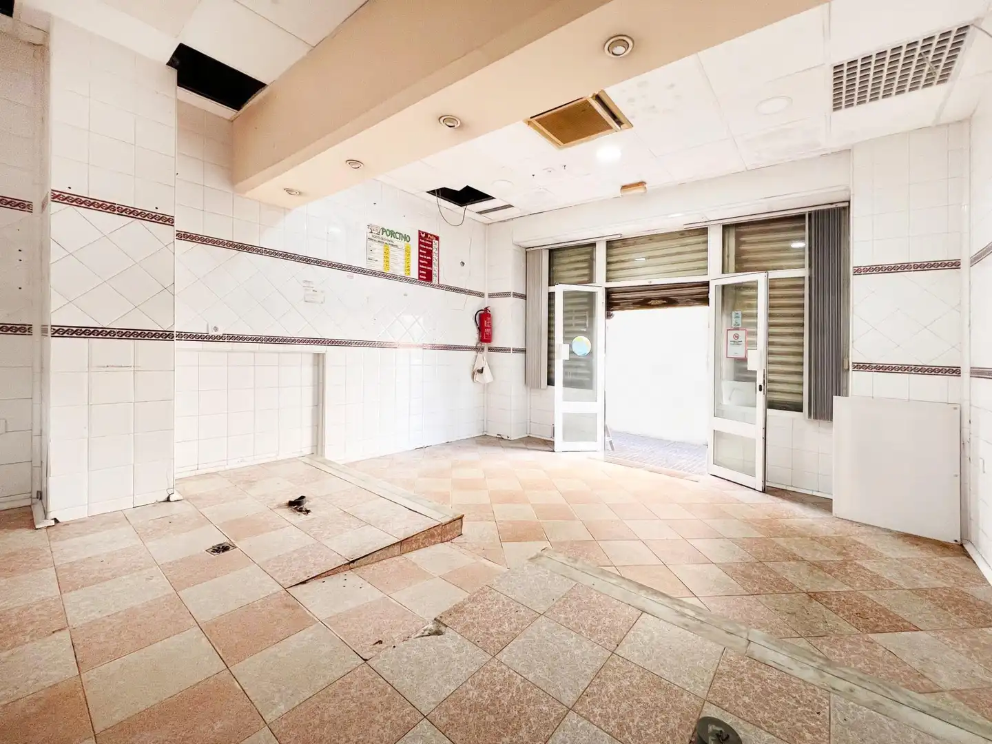 Commercial properties for sale in Cádiz