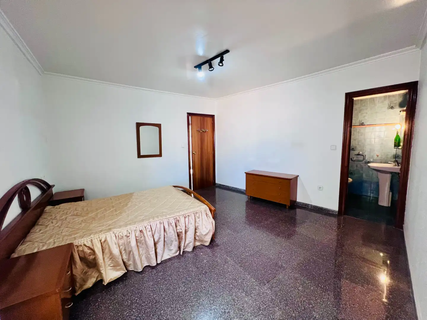 Ático en venta en Petrer con Calefacción, Terraza y Horno