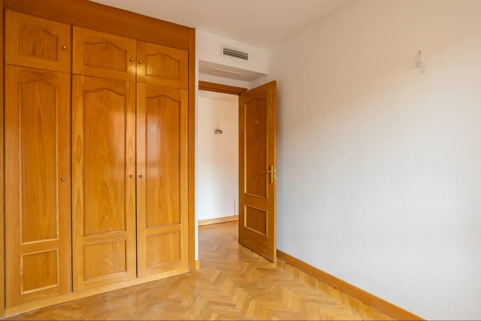 Habitación de Ático en venta en Pozuelo de Alarcón con Aire acondicionado, Calefacción y Terraza