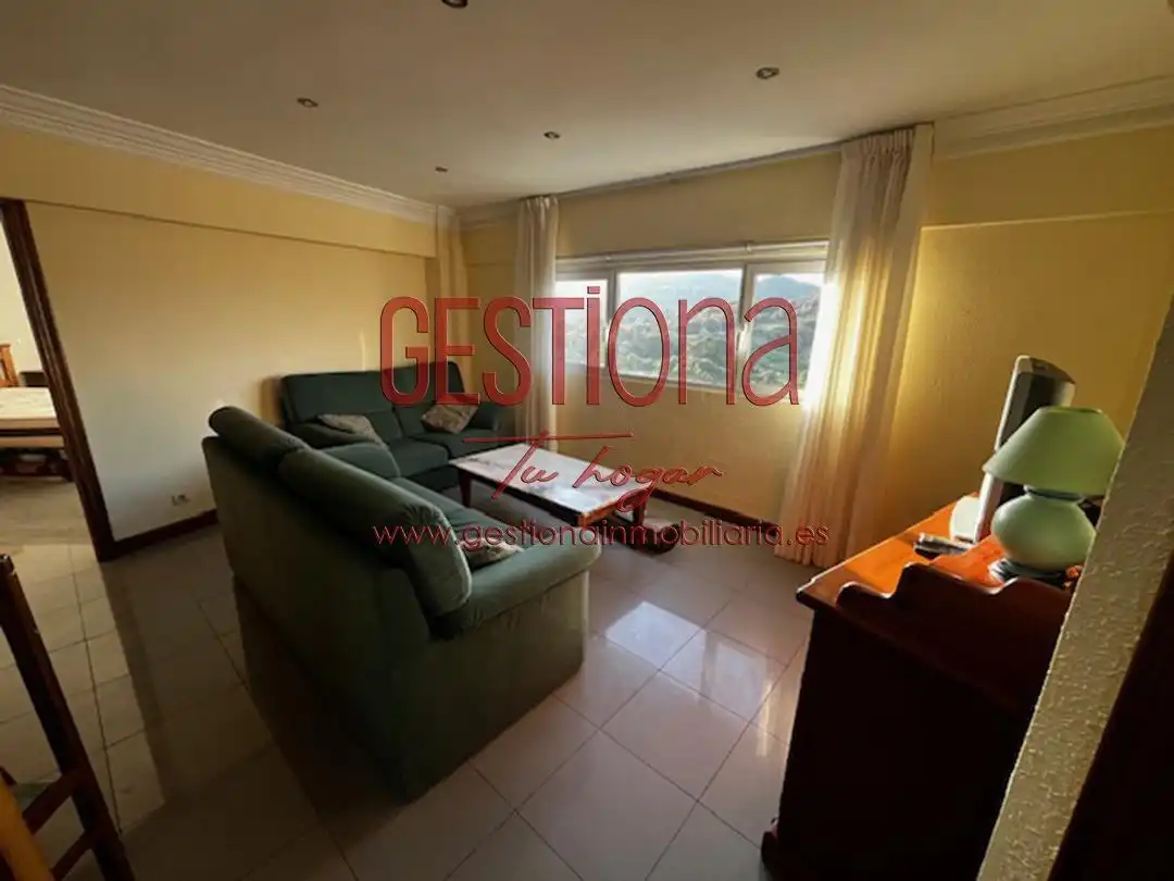 Habitación de Apartamento en venta en Laredo