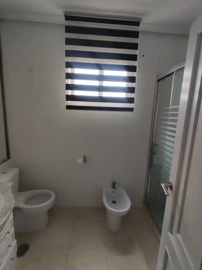 Baño de Piso en venta en Plasencia con Aire acondicionado y Calefacción