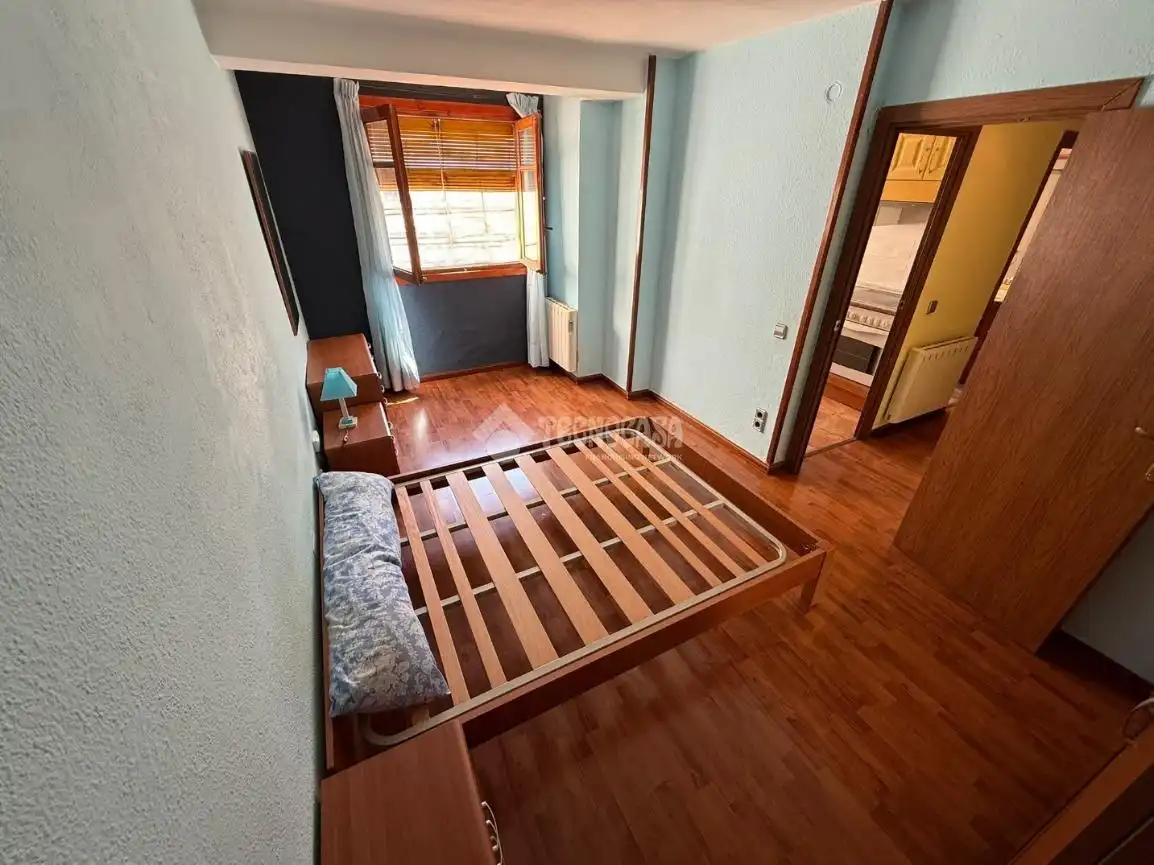Habitación de Piso en venta en Zaragoza con Calefacción