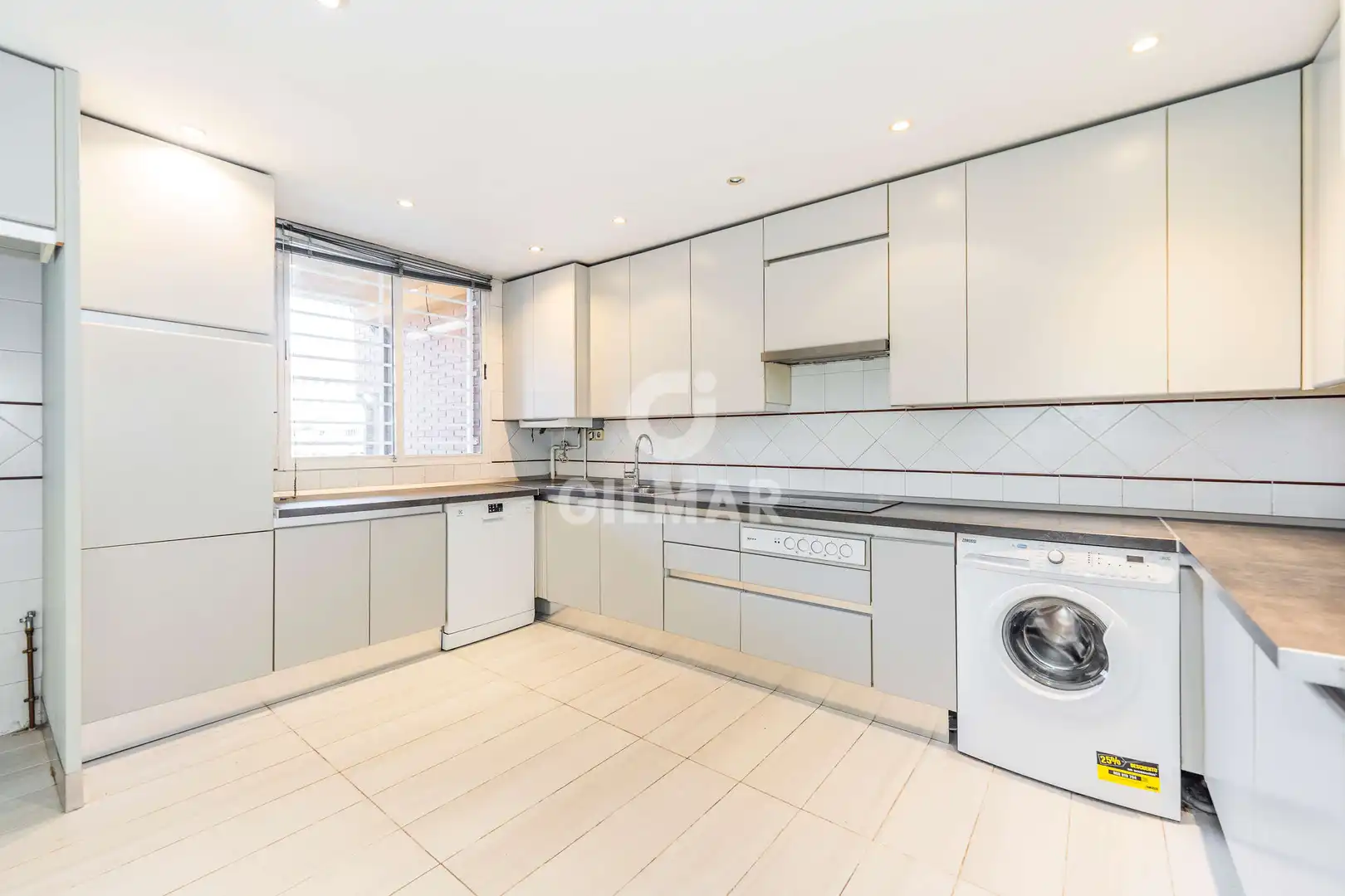 Kitchen of Detached homes for sale in Madrid  with Heating, Private garden and Swimming Pool