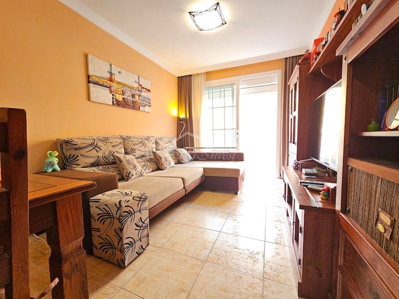 Living room of Flat for sale in Adeje  with Terrace, Storage room and Furnished