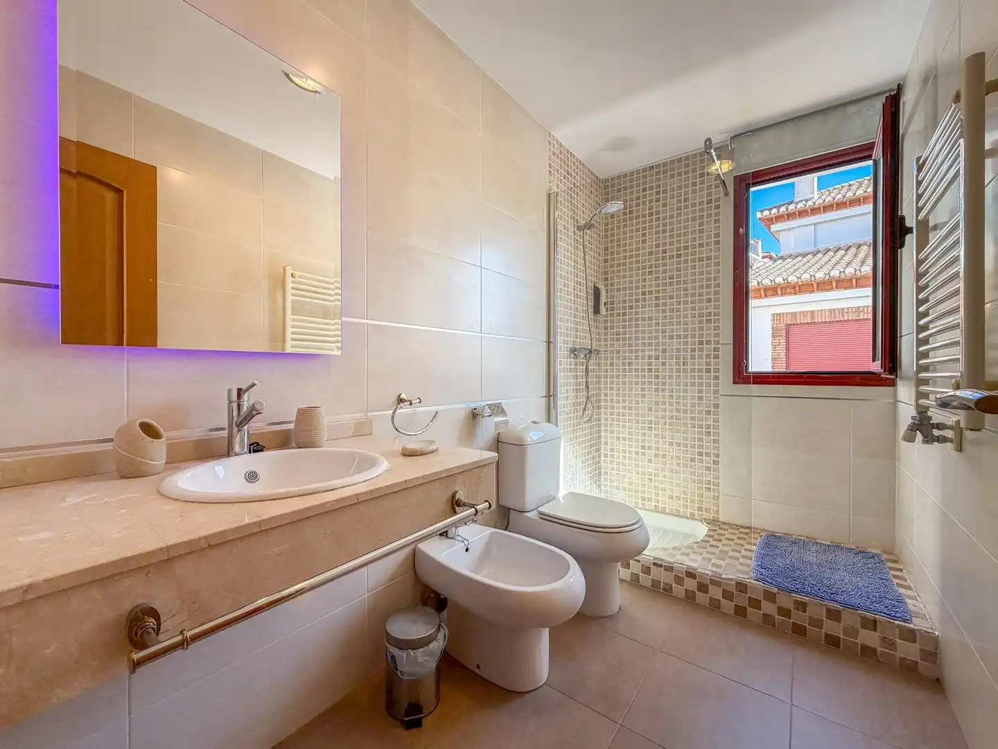 Maison jumelée avec balcon à vendre à Genil, imagen 33
