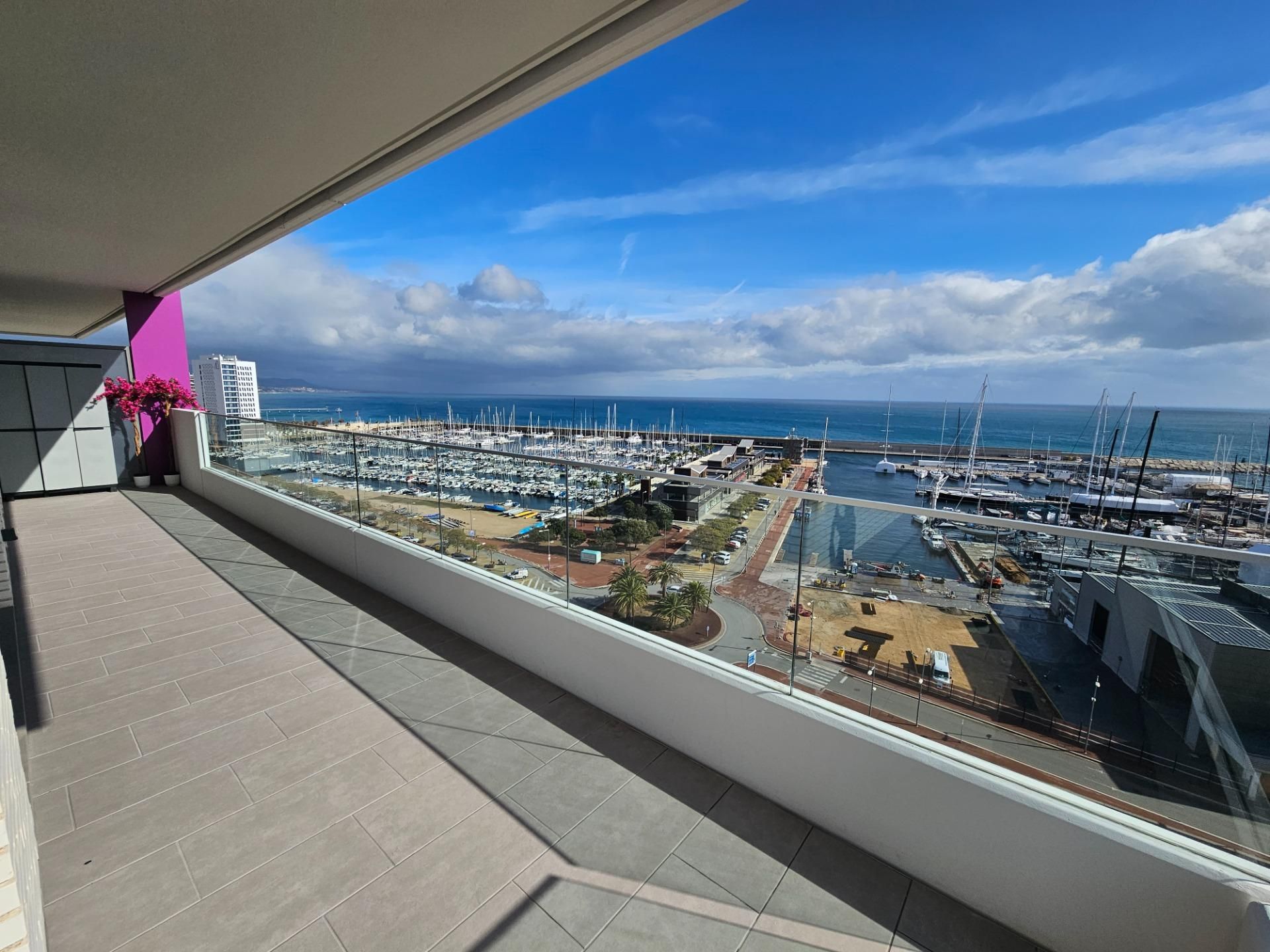 Terrassa de Pis de lloguer en Badalona amb Aire condicionat, Parquet i Terrassa