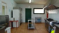 Cuina de Finca rústica en venda en Cabanes (Girona) amb Aire condicionat, Calefacció i Jardí privat