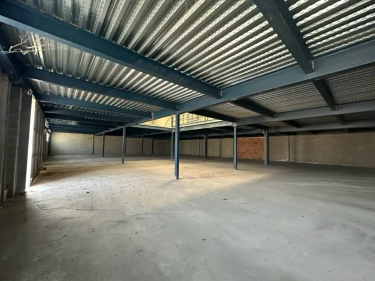 Industrial building for sale in Calle ANTONI GAUDI, imagen 4