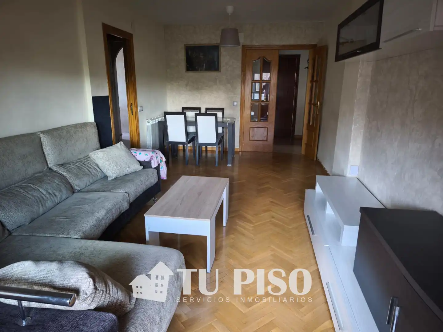 Sala de estar de Piso en venta en Fuenlabrada con Calefacción, Parquet y Terraza
