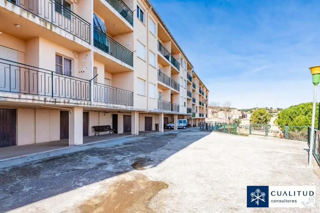 Parking de Apartamento en venta en Benassal con Amueblado