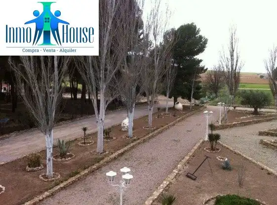 Jardín de Finca rústica de alquiler en Tobarra