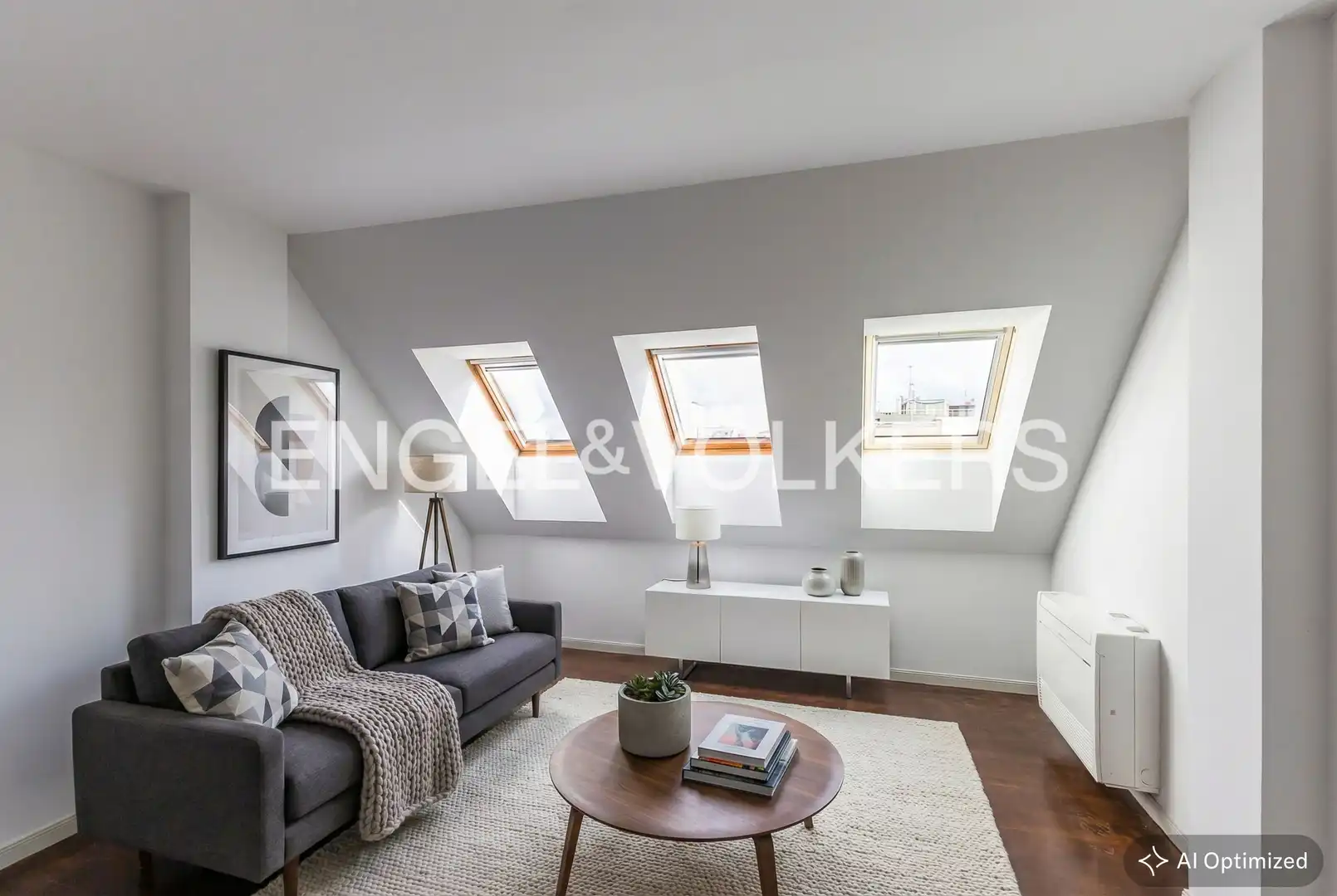 Sala d'estar de Àtic de lloguer en Madrid amb Aire condicionat, Calefacció i Parquet