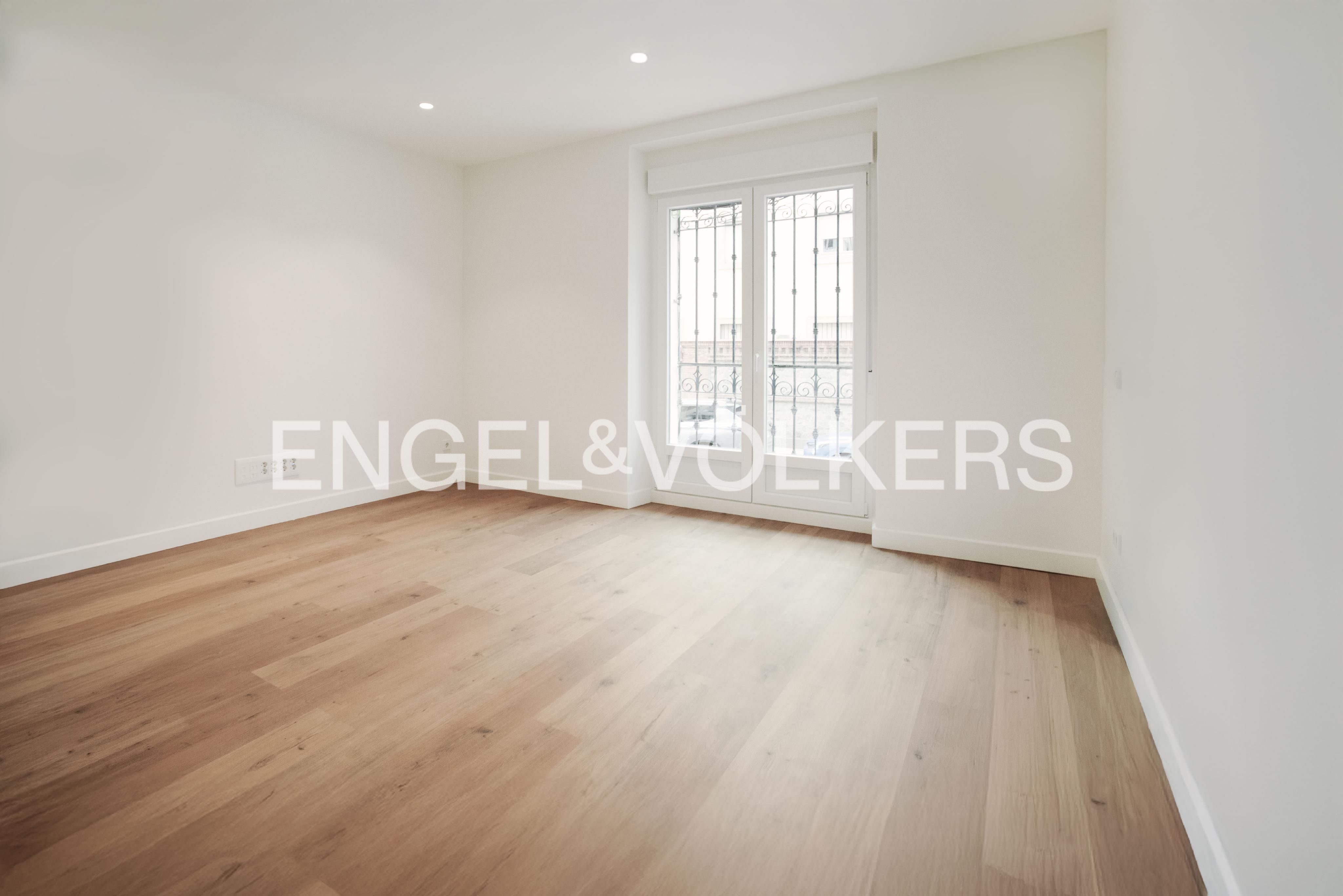 Flat for rent in Argüelles