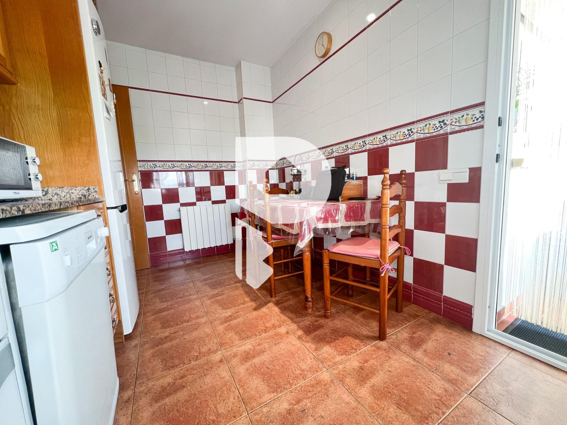 Kitchen of House or chalet for sale in Sant Andreu de la Barca  with Air Conditioner, Heating and Private garden