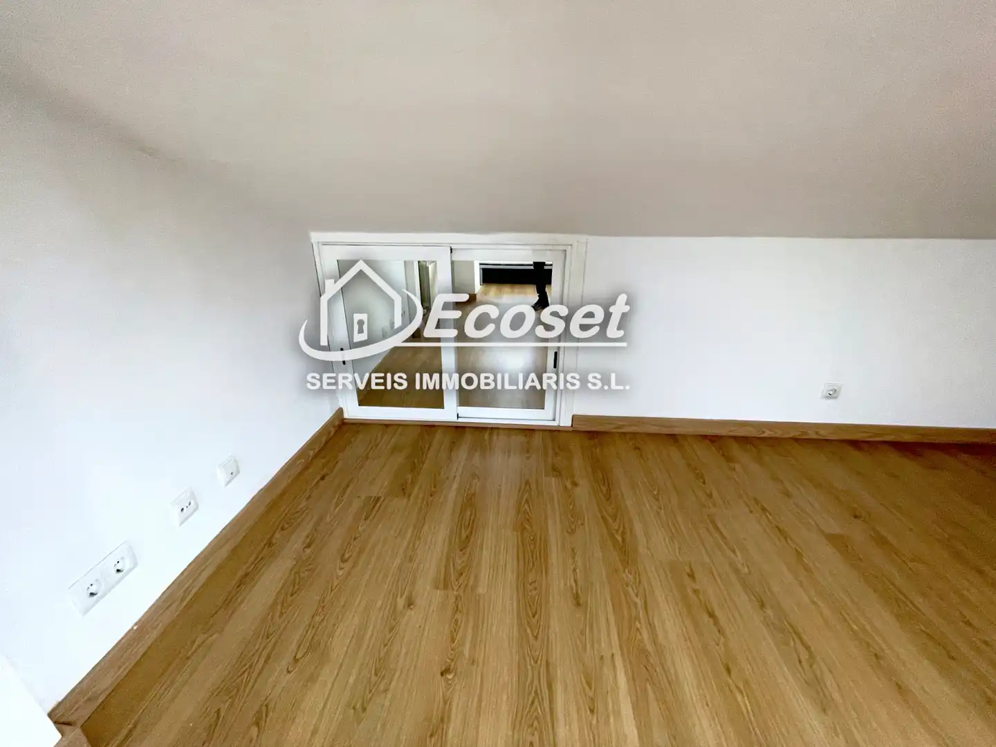 Dúplex en venta en Vallirana con Aire acondicionado, Calefacción y Horno
