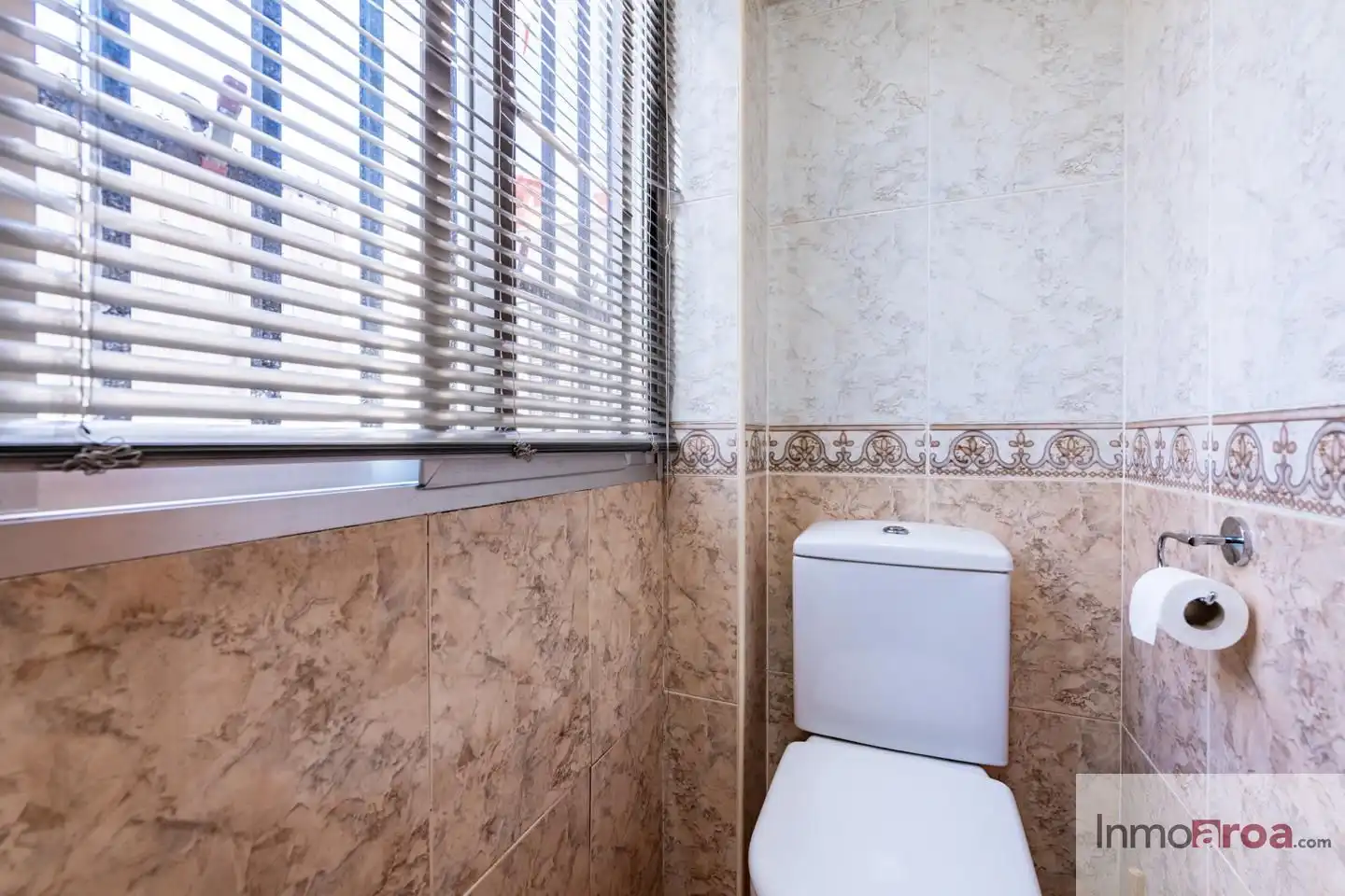 Bathroom of Flat for sale in Picassent  with Air Conditioner and Terrace