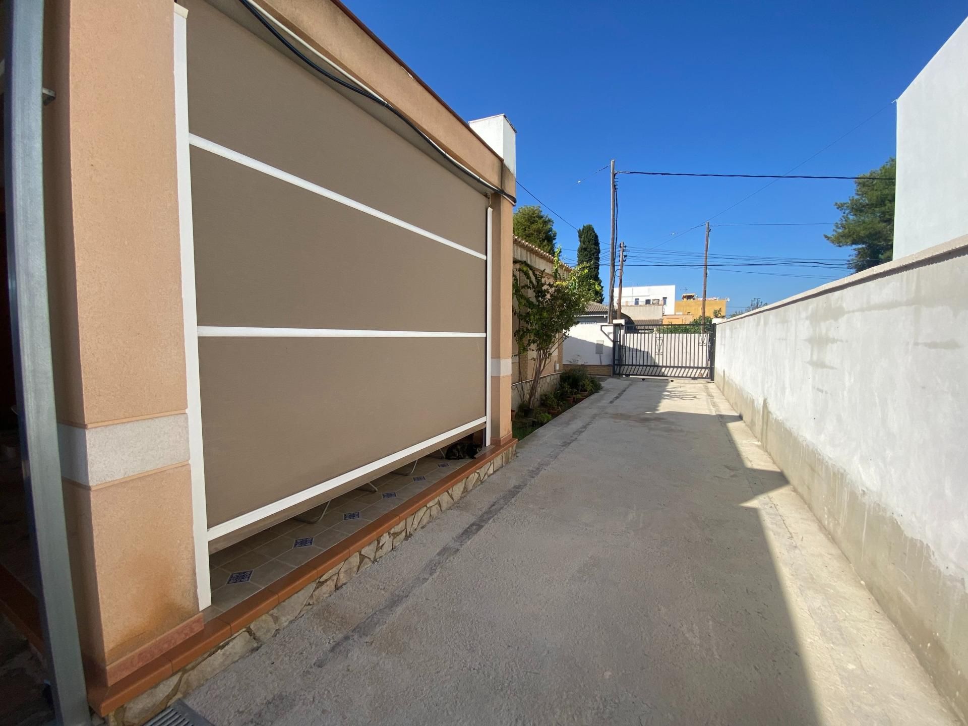 Exterior view of House or chalet for sale in Torrent  with Air Conditioner, Heating and Terrace