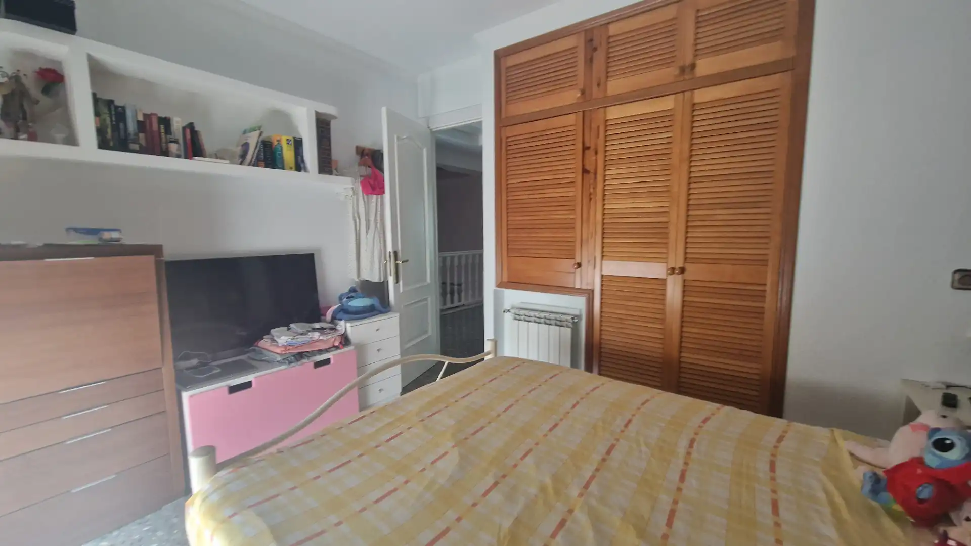 Habitación de Casa adosada en venta en Pineda de Mar con Aire acondicionado, Calefacción y Jardín privado
