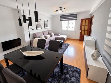Flat with lift for sale in Calle Echegaray