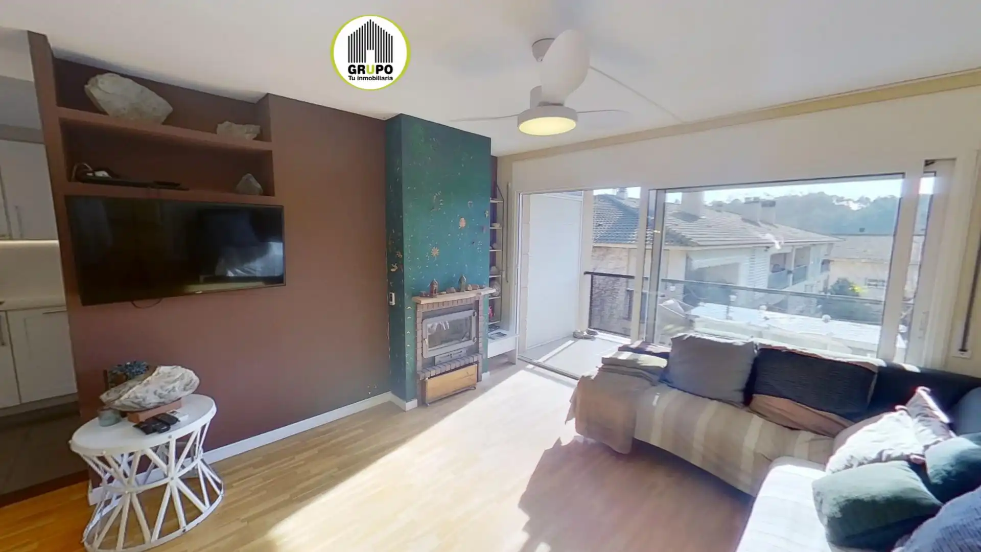 Living room of Flat for rent in Begues  with Heating, Private garden and Parquet flooring