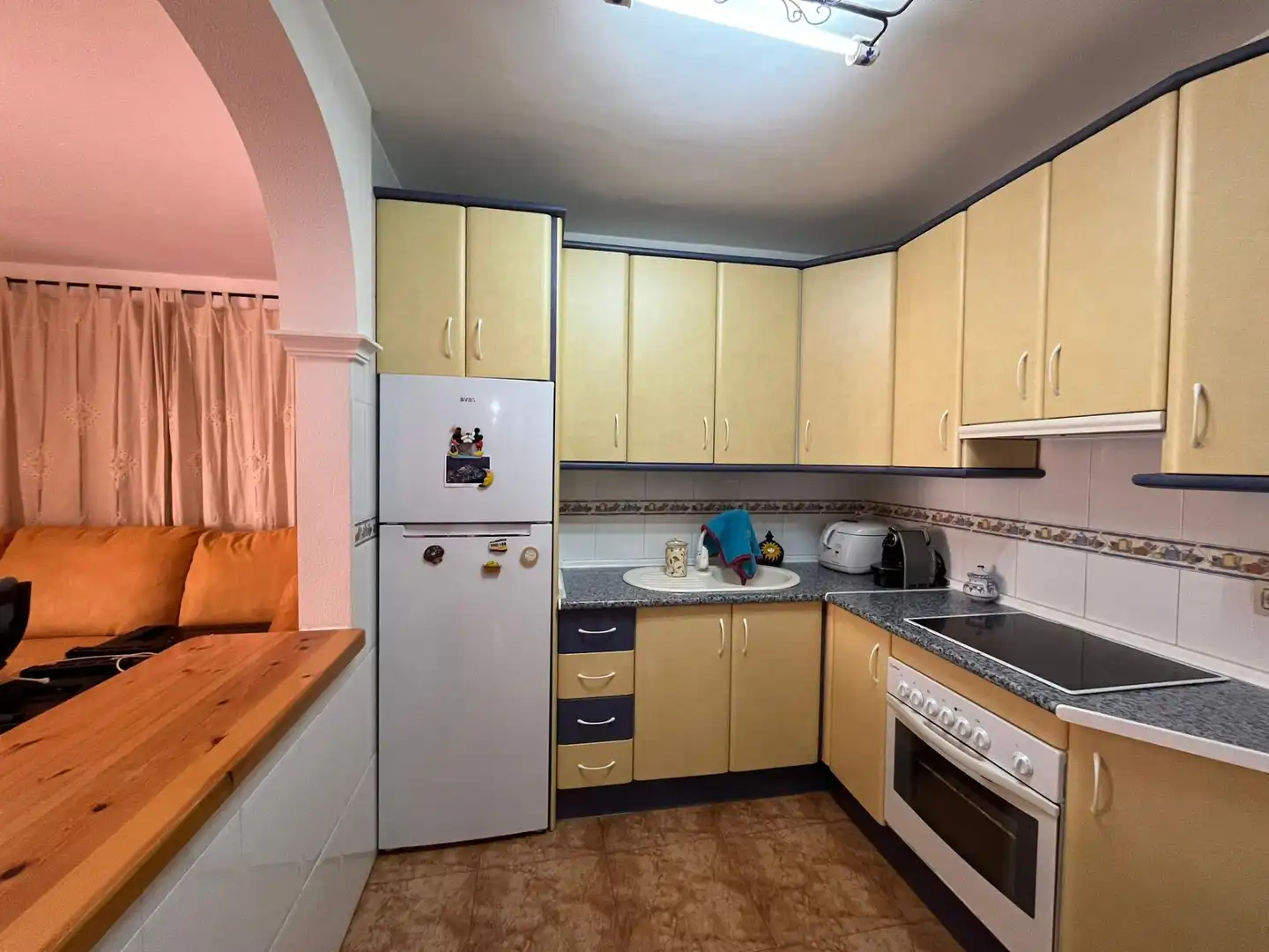 Küche von Wohnung zum Verkauf in Pulpí mit Klimaanlage, Privatgarten und Terrasse